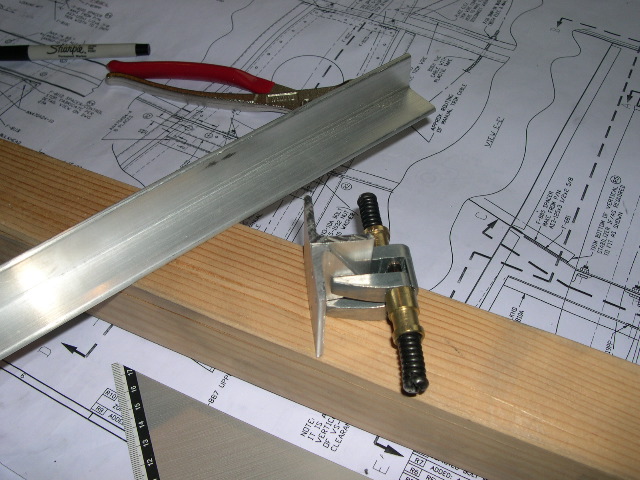 Costruzione dei rudder stop come da disegno